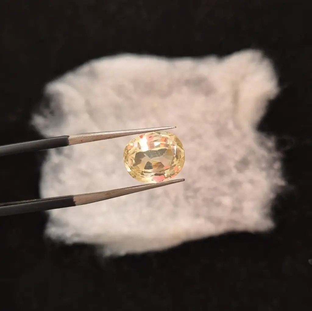 Yellow Sapphire (Pukhraj)